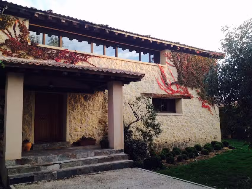 Casa Rural La Fresneda de Tenzuela, casa de piedra segoviana